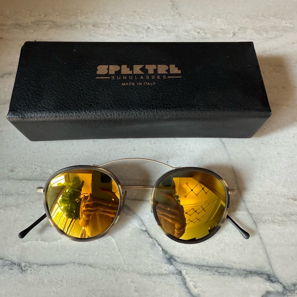 SPEKTRE Met-Ro 2 Sunglasses